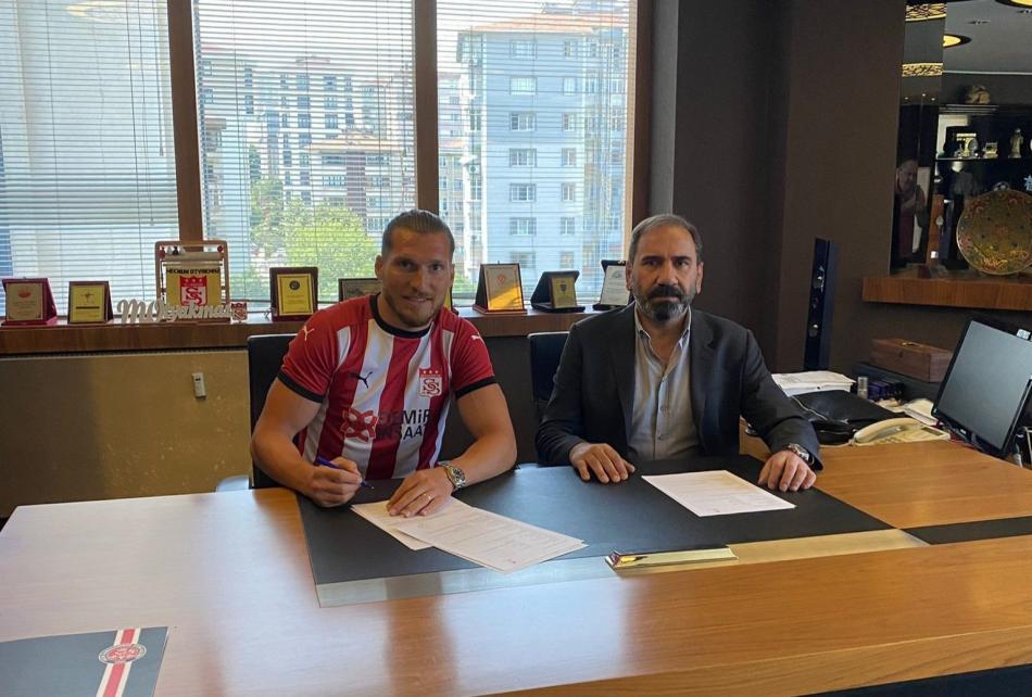 KORAY ALTINAY Türkiye�de biten transferler 2021 Web