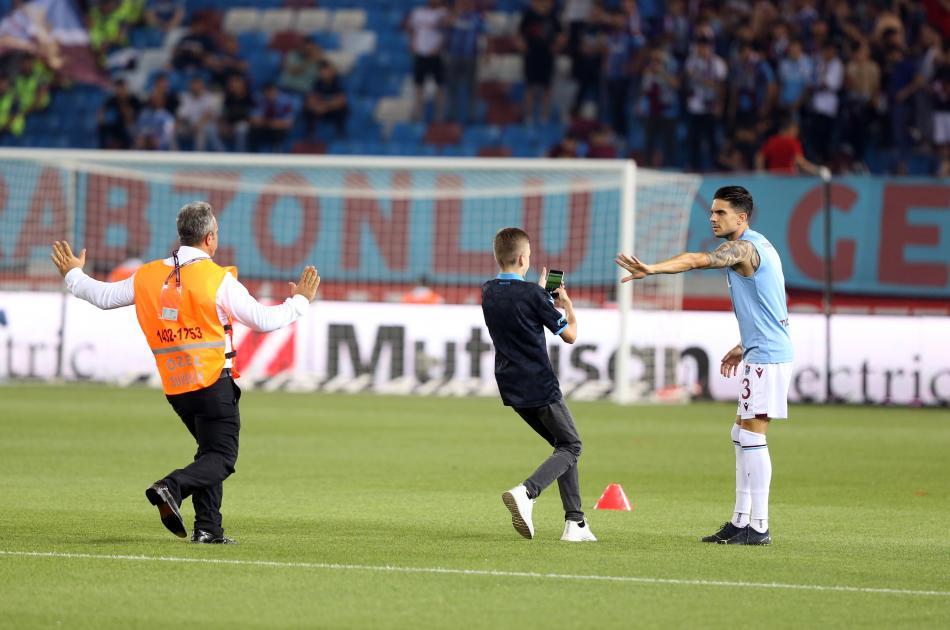 MAÇTAN ÖZEL FOTOĞRAFLAR - Trabzonspor - Galatasaray - Web Aslan Galeri