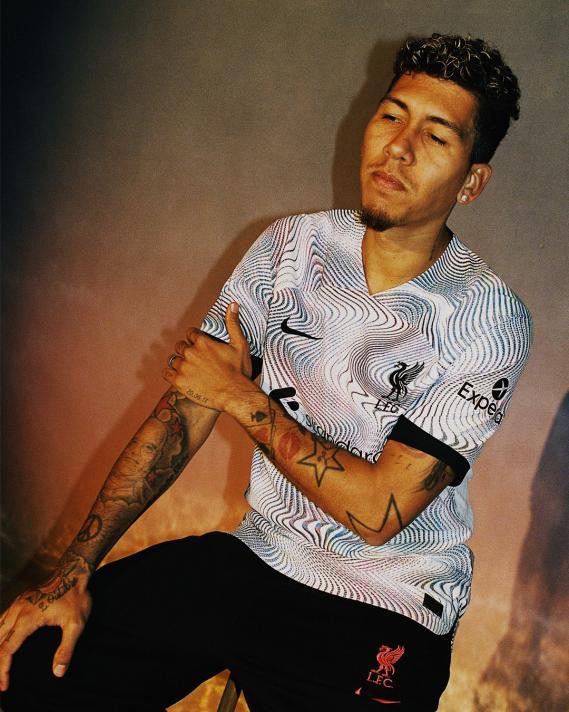 LIVERPOOL (DEPLASMAN) - Yeni Sezon Formaları (2022-23) - Web Aslan Galeri